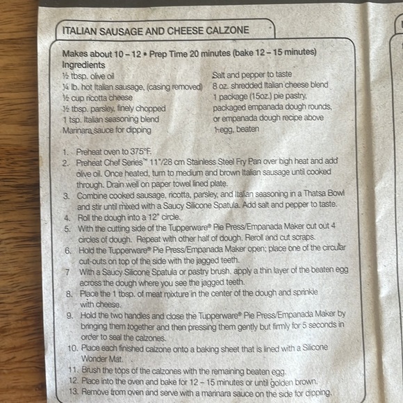 💚Tupperware Pie Press/Empanada Maker. - Picture 8 of 8